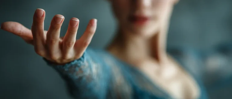 Mastering dancer hands